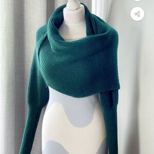 Freya Harper forest green shrug